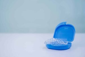 cleaning suresmile clear aligners